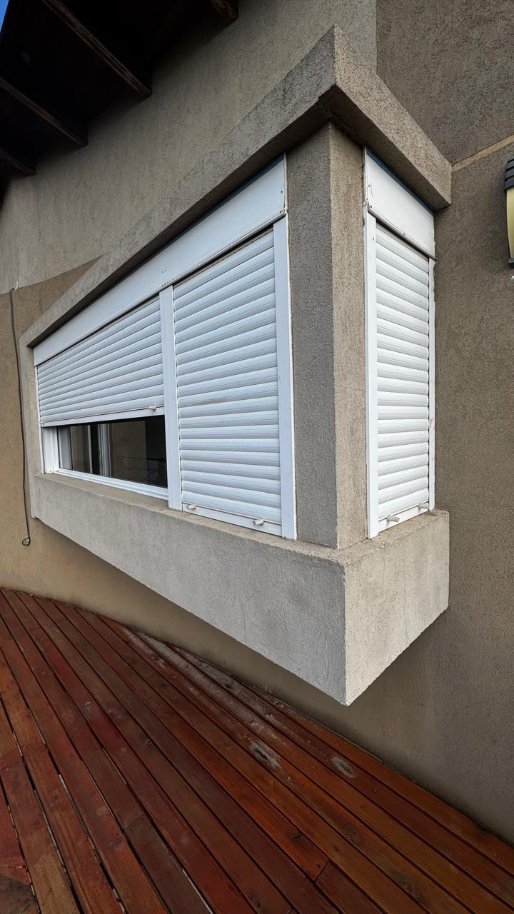 Cajón compacto